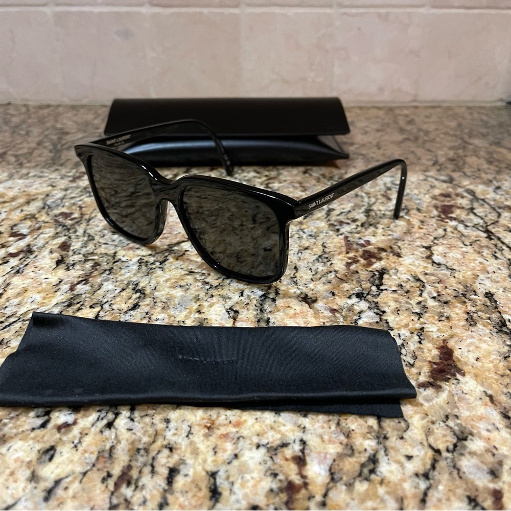 YSL Saint Laurent Black Sunglasses with Case & Cloth